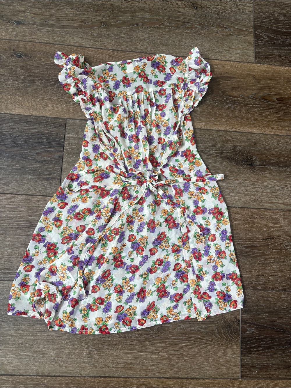 Floral Ruffle Sleeve Top - Picture 4 of 6